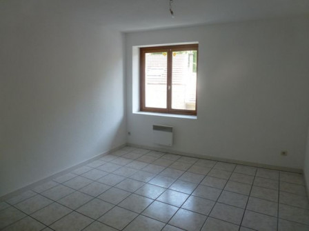 Location appartement type 3 (T3) 65m2 Cremieu-38Z03100PL000123-692-06