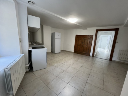 Location appartement type 2 (T2) 71m2 Cremieu-38Z03100PL000368-692-08