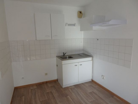 Location appartement type 2 (T2) 39m2 Cremieu-38Z03100PL000753-692-09