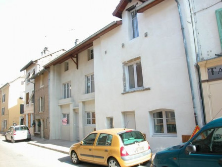 Location appartement type 4 (T4) 72m2 Cremieu-38Z03100PL000764-692-09