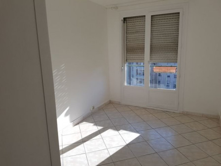 Location appartement type 3 (T3) 68m2 Villeurbanne-38Z03100PL001309-692-07