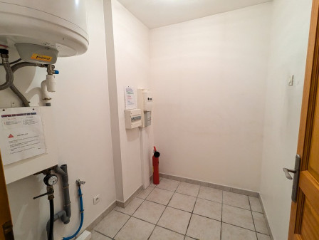 Location appartement type 2 (T2) 45m2 Loyettes-38Z03100PL001519-692-09