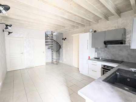 Location maison 3 pièces 60m2 Villemoirieu-38Z03100PM001472-692-06