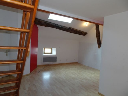 Location appartement type 2 (T2) 41m2 Cremieu-38Z03100PL000211-692-04