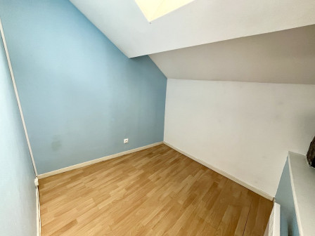 Location appartement type 2 (T2) 45m2 Cremieu-38Z03100PL000314-692-05