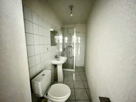Location appartement type 1 (T1) 35m2 Cremieu-38Z03100PL000337-692-05