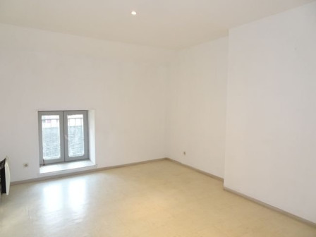 Location appartement type 2 (T2) 52m2 Cremieu-38Z03100PL000639-692-03