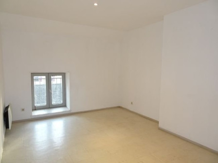 Location appartement type 2 (T2) 52m2 Cremieu-38Z03100PL000639-692-04