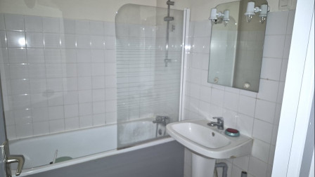 Location appartement type 2 (T2) 52m2 Cremieu-38Z03100PL000639-692-08 Location appartement type 2 (T2) 52m2 Cremieu-38Z03100PL000639-692-08