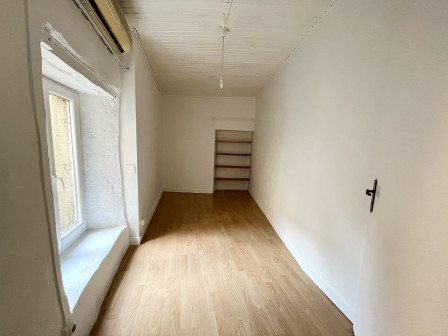 Location appartement type 2 (T2) 45m2 Cremieu-38Z03100PL000698-692-05