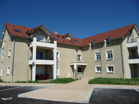 Location appartement type 2 (T2) 45m2 Janneyrias-38Z03100PL000779-692-03