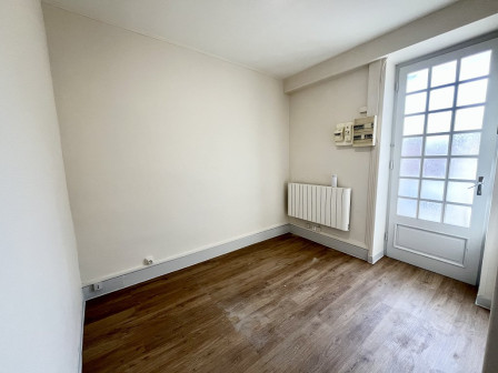 Location appartement type 1 (T1) 26m2 Pont de cheruy-38Z03100PL000880-692-02