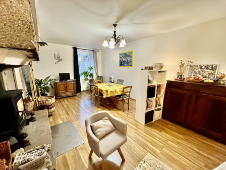 Location appartement type 2 (T2) 52m2 Cremieu-38Z03100PL000932-692-02