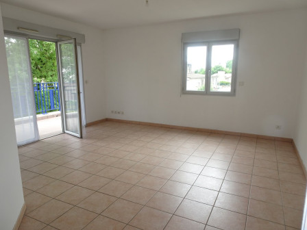 Location appartement type 3 (T3) 78m2 Cremieu-38Z03100PL000960-692-02