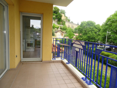 Location appartement type 3 (T3) 78m2 Cremieu-38Z03100PL000960-692-04