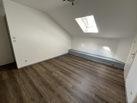 Location appartement type 2 (T2) 42m2 Cremieu-38Z03100PL001046-692-04