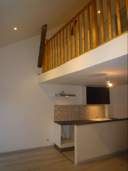 Location appartement type 2 (T2) 45m2 Cremieu-38Z03100PL001097-692-07 Location appartement type 2 (T2) 45m2 Cremieu-38Z03100PL001097-692-07