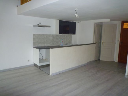 Location appartement type 2 (T2) 45m2 Cremieu-38Z03100PL001097-692-10 Location appartement type 2 (T2) 45m2 Cremieu-38Z03100PL001097-692-10