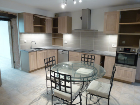 Location appartement type 4 (T4) 90m2 Cremieu-38Z03100PL001125-692-02