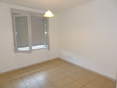 Location appartement type 3 (T3) 72m2 Pont de cheruy-38Z03100PL001327-692-05