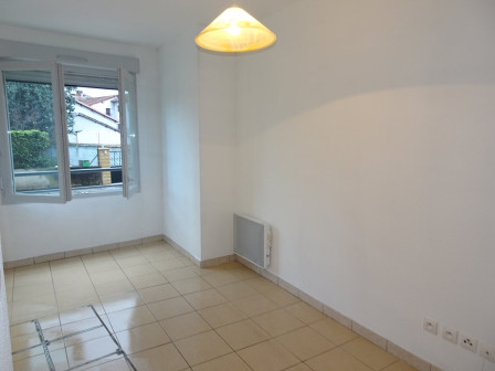 Location appartement type 3 (T3) 72m2 Pont de cheruy-38Z03100PL001327-692-06