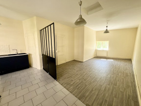 Location appartement type 4 (T4) 102m2 Venissieux