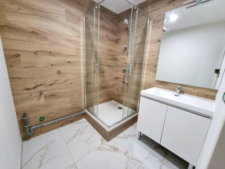 Location appartement type 3 (T3) 85m2 Cremieu-38Z03100PL001465-692-04 Location appartement type 3 (T3) 85m2 Cremieu-38Z03100PL001465-692-04