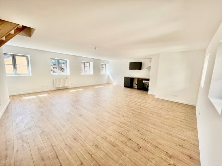 Location appartement type 4 (T4) 81m2 Cremieu-38Z03100PL001491-692-01