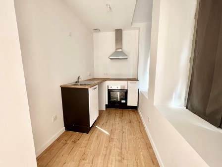 Location appartement type 2 (T2) 35m2 Cremieu-38Z03100PL001493-692-02