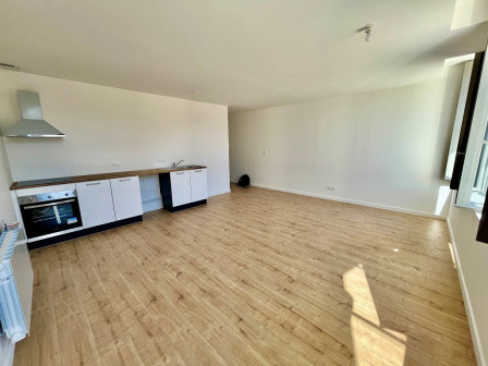 Location appartement type 2 (T2) 38m2 Cremieu-38Z03100PL001495-692-04
