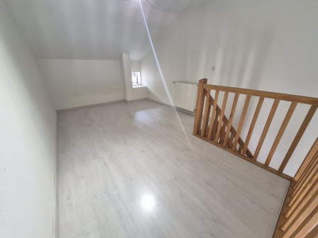 Location appartement type 2 (T2) 35m2 Cremieu-38Z03100PL001534-692-03
