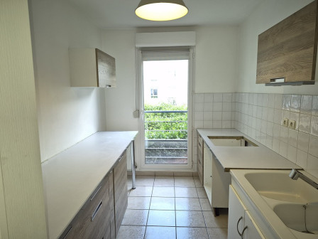 Location appartement type 4 (T4) 85m2 Villeurbanne-38Z03100PL001545-692-07