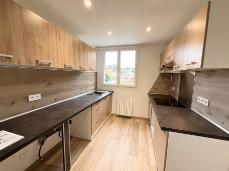 Location appartement type 3 (T3) 62m2 Cremieu-38Z03100PL001549-692-01 Location appartement type 3 (T3) 62m2 Cremieu-38Z03100PL001549-692-01