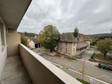 Location appartement type 3 (T3) 62m2 Cremieu-38Z03100PL001549-692-06 Location appartement type 3 (T3) 62m2 Cremieu-38Z03100PL001549-692-06