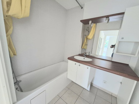 Location appartement type 3 (T3) 67m2 La verpilliere-38Z03100PL001560-692-07