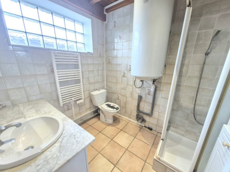 Location appartement type 2 (T2) 46m2 Loyettes-38Z03100PL001563-692-06