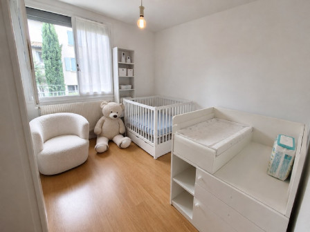 Location appartement type 4 (T4) 95m2 St didier de formans-38Z03100PL001571-692-03 Location appartement type 4 (T4) 95m2 St didier de formans-38Z03100PL001571-692-03