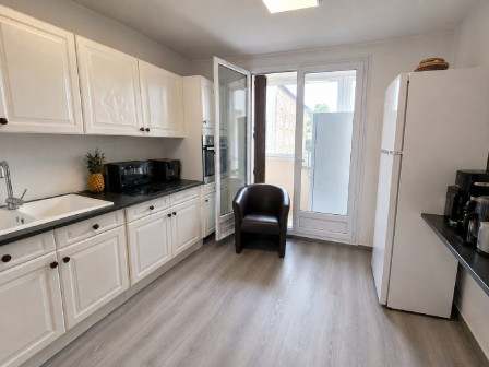 Location appartement type 4 (T4) 95m2 St didier de formans-38Z03100PL001571-692-05 Location appartement type 4 (T4) 95m2 St didier de formans-38Z03100PL001571-692-05