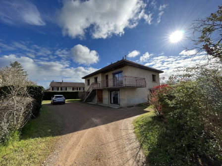 Location maison 6 pièces 180m2 Villemoirieu-38Z03100PM001320-692-01