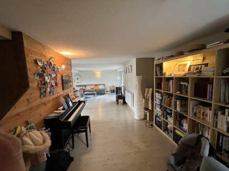 Location maison 6 pièces 180m2 Villemoirieu-38Z03100PM001320-692-06