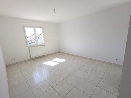 Location maison 4 pièces 118m2 Villemoirieu-38Z03100PM001439-692-03 Location maison 4 pièces 118m2 Villemoirieu-38Z03100PM001439-692-03