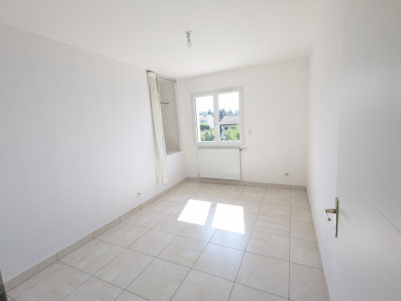 Location maison 4 pièces 118m2 Villemoirieu-38Z03100PM001439-692-04 Location maison 4 pièces 118m2 Villemoirieu-38Z03100PM001439-692-04
