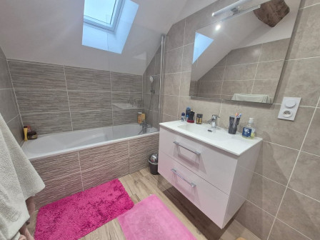 Location maison 3 pièces 70m2 Hieres sur amby-38Z03100PM001554-692-04