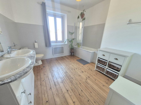 Location maison 3 pièces 78m2 Vezeronce-curtin-38Z03100PM001573-692-06
