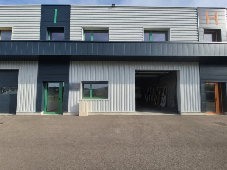 Location local/garage/parking 204m2 Villemoirieu-38Z03100VC001900-692-01 Location local/garage/parking 204m2 Villemoirieu-38Z03100VC001900-692-01