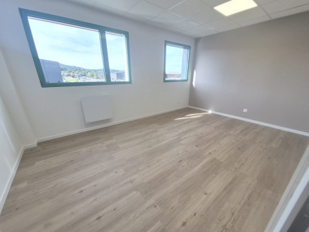 Location local/garage/parking 204m2 Villemoirieu-38Z03100VC001900-692-03 Location local/garage/parking 204m2 Villemoirieu-38Z03100VC001900-692-03