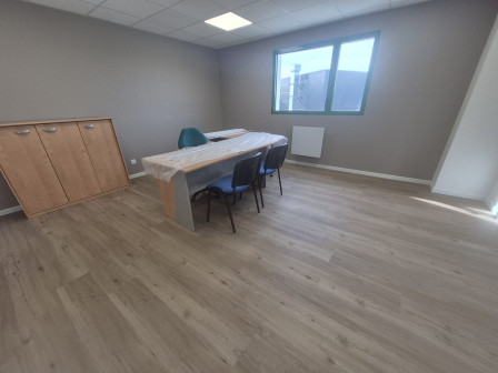 Location local/garage/parking 204m2 Villemoirieu-38Z03100VC001900-692-05 Location local/garage/parking 204m2 Villemoirieu-38Z03100VC001900-692-05