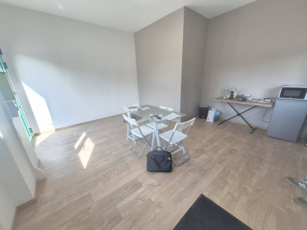 Location local/garage/parking 204m2 Villemoirieu-38Z03100VC001900-692-08 Location local/garage/parking 204m2 Villemoirieu-38Z03100VC001900-692-08