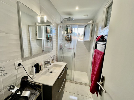 Vente immeuble 1 étages 155m2 Chavanoz-38Z03100VI001896-692-05