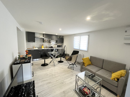 Vente immeuble 1 étages 155m2 Chavanoz-38Z03100VI001896-692-08